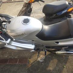 ZZR250の画像