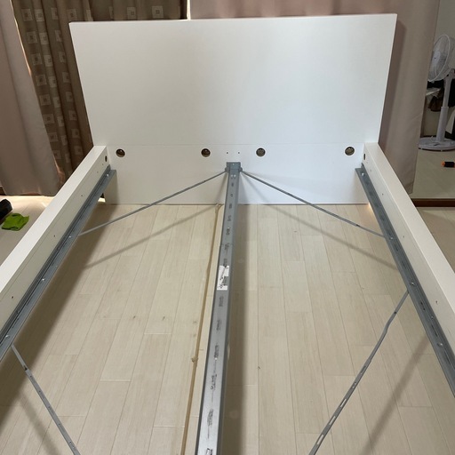 (8/31まで)IKEA ダブルベットフレーム140cm 引き出し2つ付き　