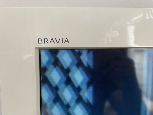 白い液晶テレビ46インチ　SONY BRAVIA