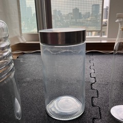 食品保存用瓶、冷蔵保存用ジャー、計5本の画像