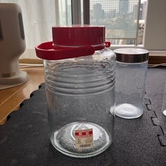 食品保存用瓶、冷蔵保存用ジャー、計5本の画像