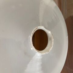 ランプの傘とホヤ 乳白色のガラスの画像