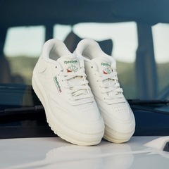 未使用新品 Reebok 厚底スニーカー　CLUB C WCTRAの画像