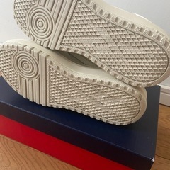 未使用新品 Reebok 厚底スニーカー　CLUB C WCTRAの画像