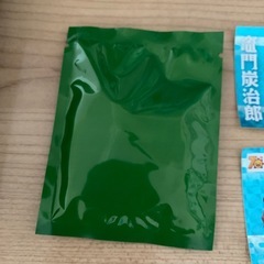 コジマ✖️鬼滅の刃☆ステッカー☆缶バッチの画像