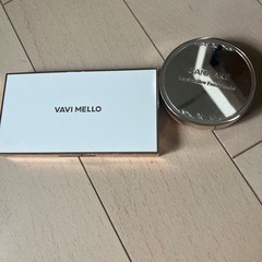 アイシャドウとフェイスパウダーセットの画像
