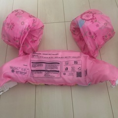 値下げしました！アンパンマン浮き輪の画像