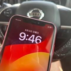 iPhone11 赤  128㌐の画像