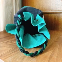 銘仙の巾着バッグの画像