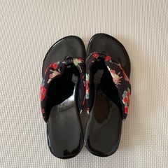 和柄サンダルの画像