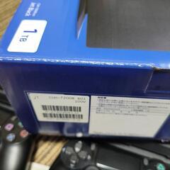 ほとんど使ってない SONY PlayStation 4 Pro 1TB 4K HDRの画像