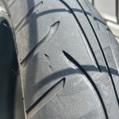 【中古】バイク用タイヤ 110/70-17M/C  前後輪セットの画像