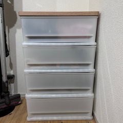 美品｜ナチュラルカラーの4段収納ケース【木製天板つき】の画像