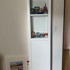 8/20まで 美品 IKEA  本棚 Billy ガラスドアの画像