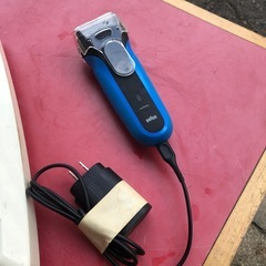 NO：3862  値下げ‼️充電式髭剃り‼️超お買い得品❣️の画像