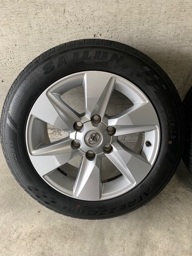 150プラド純正ホイール  ハイエース