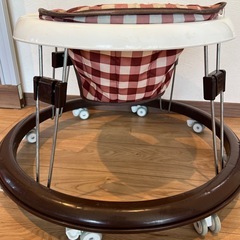 歩行器の画像