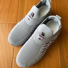 【商談中】 　軽量シューズ 　24cmの画像