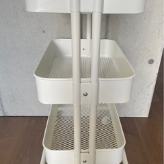 IKEA 可動式ワゴンの画像
