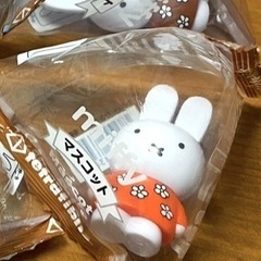 未使用　ミッフィー　マスコット　花柄　6個の画像