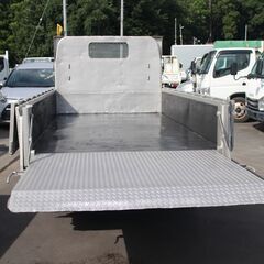 H23 2トン　平ボディー　垂直パワーゲート付  ETC 250804の画像