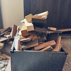 端材たくさん！工作やDIYなどに
の画像