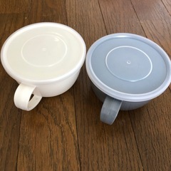 じょうごとコップの画像
