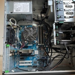 デスクトップ　HP Z220 CMT Workstation の画像