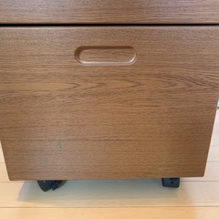 【同時購入1000円】木製　デスクワゴン　キャスター付きの画像