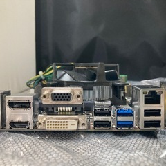 CPU/マザーボード/メモリ/グラボまとめて
の画像