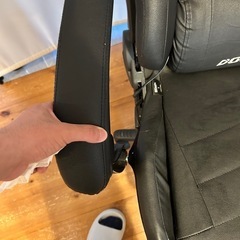 ゲーミングチェアの画像