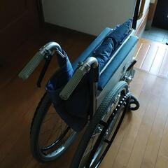 　車椅子　折り畳みの画像
