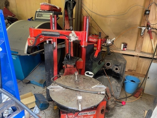 タイヤチェンジャー　ダブルアーム