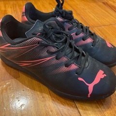 PUMAアップシューズの画像