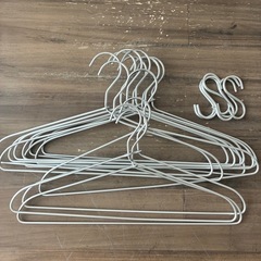【あげます！ 】ステンレス製ハンガー&S字フックの画像