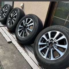 エスクワイア　トヨタ純正ホイール