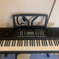 電子ピアノの画像