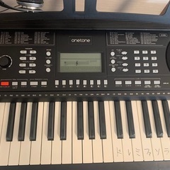 電子ピアノの画像