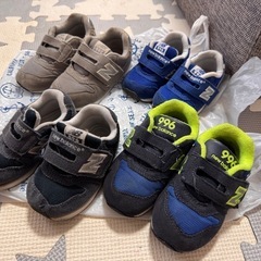 子供靴　ニューバランス　Newbalanceの画像