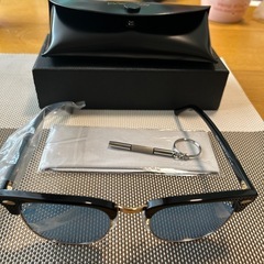 新品　調光偏光サングラスの画像