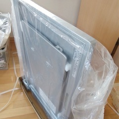 右壁面取付タイプサイドフードの画像