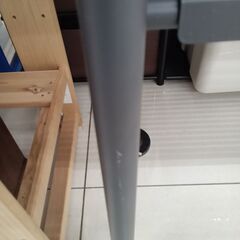 ★リユースのサカイ日立店★HJ7295  ラック ダークグレー H204～255×D30×W57.5～95 クリーニング済み の画像