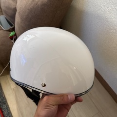 バイクのヘルメットの画像