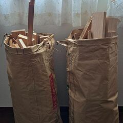 材木の廃材、焚き火などにいかがでしょうか？の画像