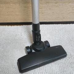ジャンク品 アイリスオーヤマ 掃除機 SCA-110-Bの画像