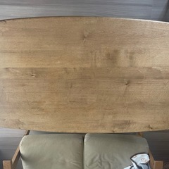 ダイニングテーブル（幅120cm 奥行き70cm 高さ65cm）の画像