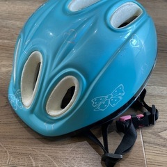 フローティングベストヘルメットの画像
