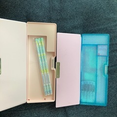 シナモロールとジュエルペットの筆箱の画像