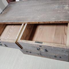 昭和レトロ桐タンスの画像