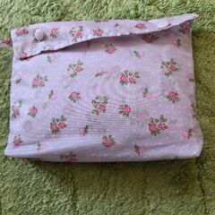 花柄フード付きレインコートの画像